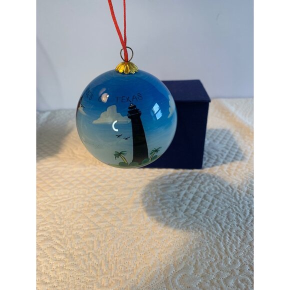 Vintage Beechcombers Lighthouse Gulf Coast Glass Ornament with Box - Picture 3 of 10